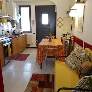https://la-scaletta-casa-vacanza.it-lombardy.com