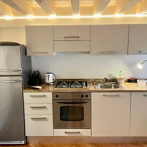 https://furlani-house-2.hotelinveneto.com