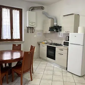 https://flat-blue.hotelinveneto.com